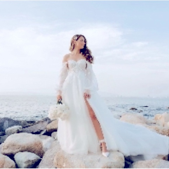 Badgley Mischka Blaze White Satin Stiletto Heels - Size 11- New with Box - Picture 10 of 10